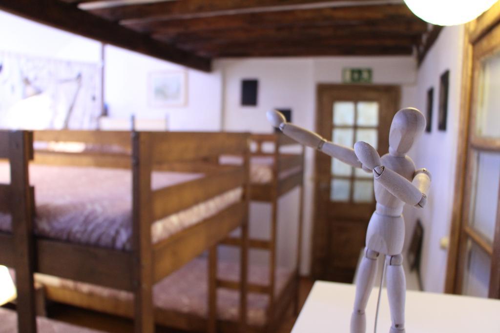 Arty Hostel Lissabon Kamer foto